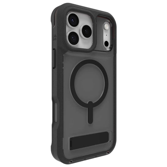 Funda ZAGG Rainier con MagSafe KS color negro humo para iPhone 17 Pro Max, con diseño resistente y elegante.