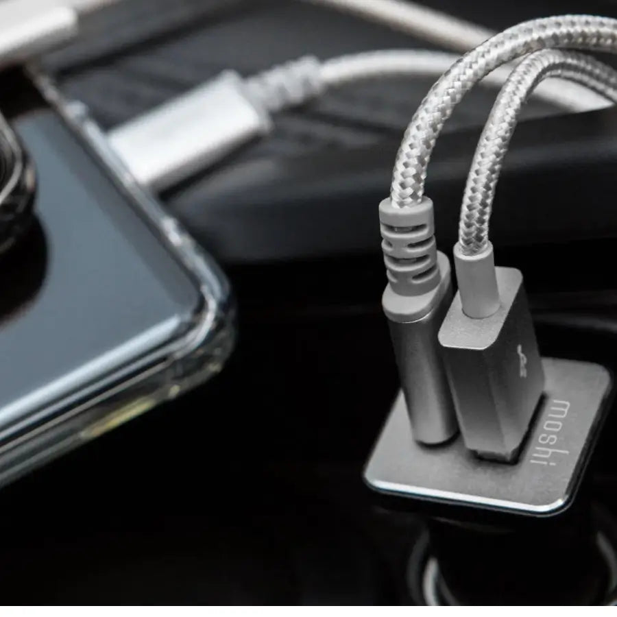 Cargador de carro Moshi USB-C + USB-A y carga rápida 36W - Negro