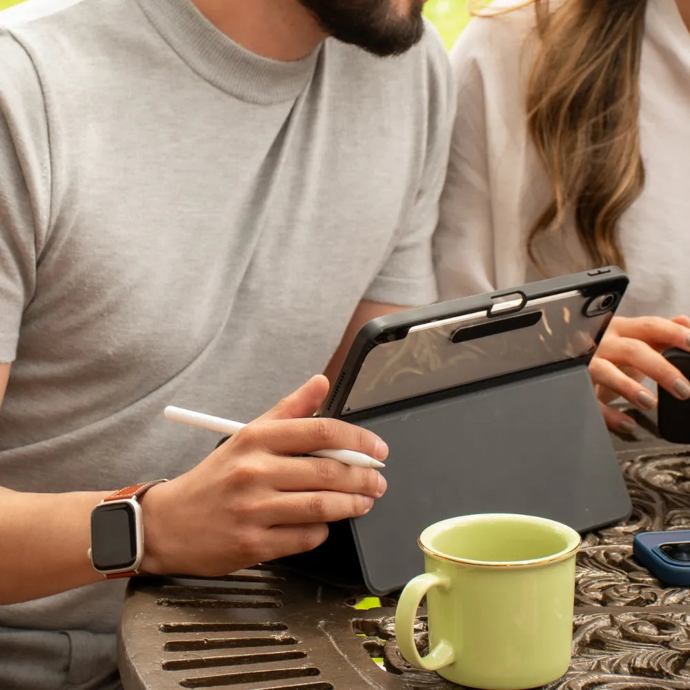 Case_SafeCase_Click_NCO_para_iPad_Air_11_M2_M3_M4_Negro_Imagen_posicion_6_iShop_Colombia